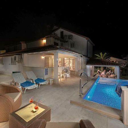Apartments Rafaj プーラ エクステリア 写真