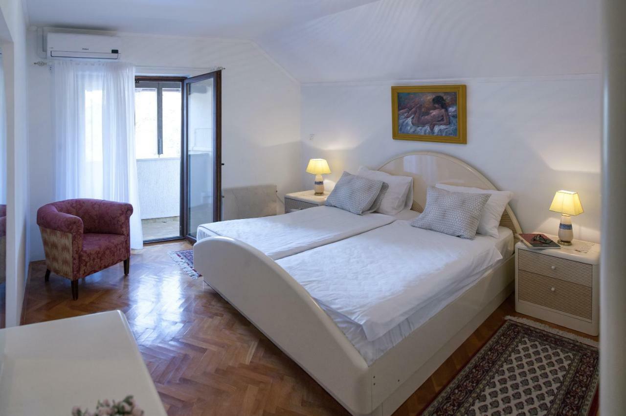 Apartments Rafaj プーラ エクステリア 写真