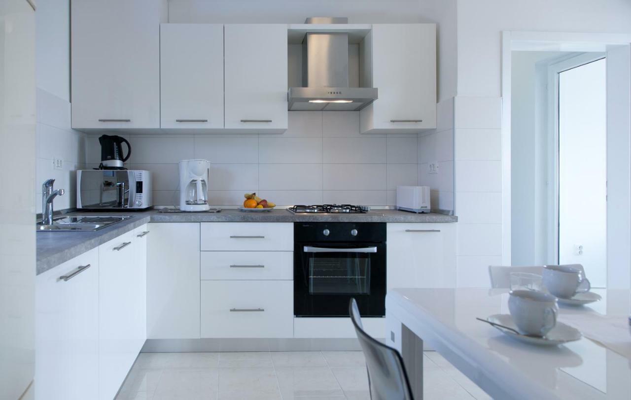 Apartments Rafaj プーラ エクステリア 写真