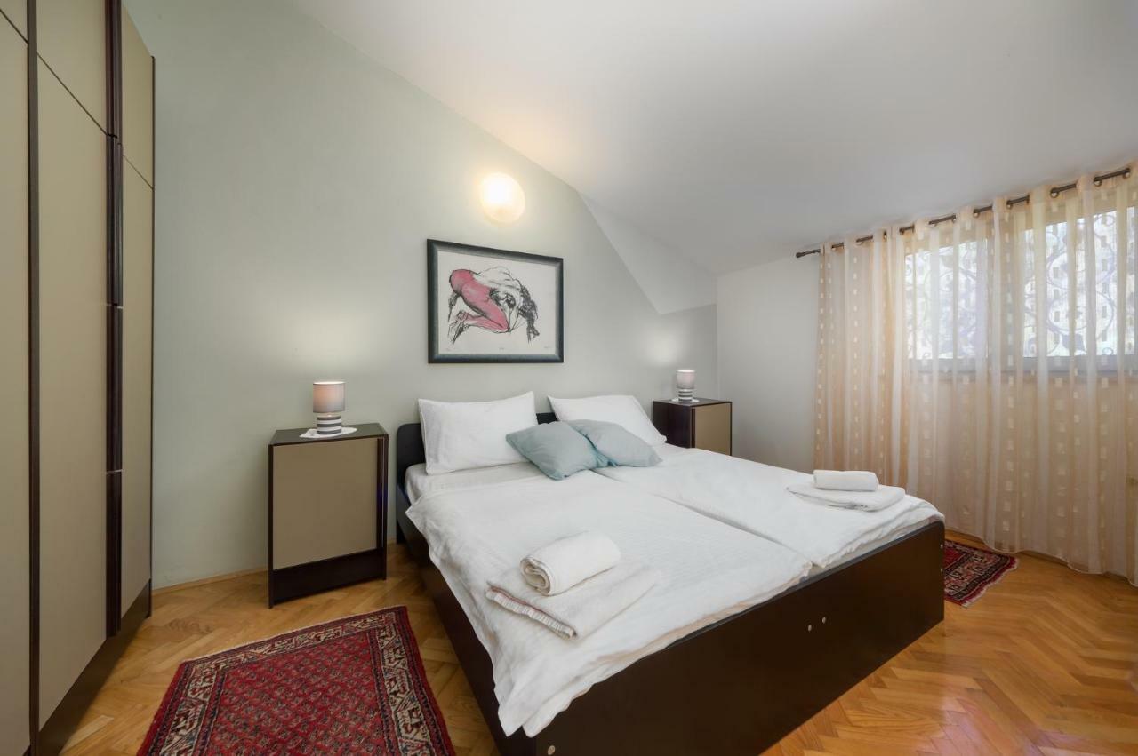 Apartments Rafaj プーラ エクステリア 写真
