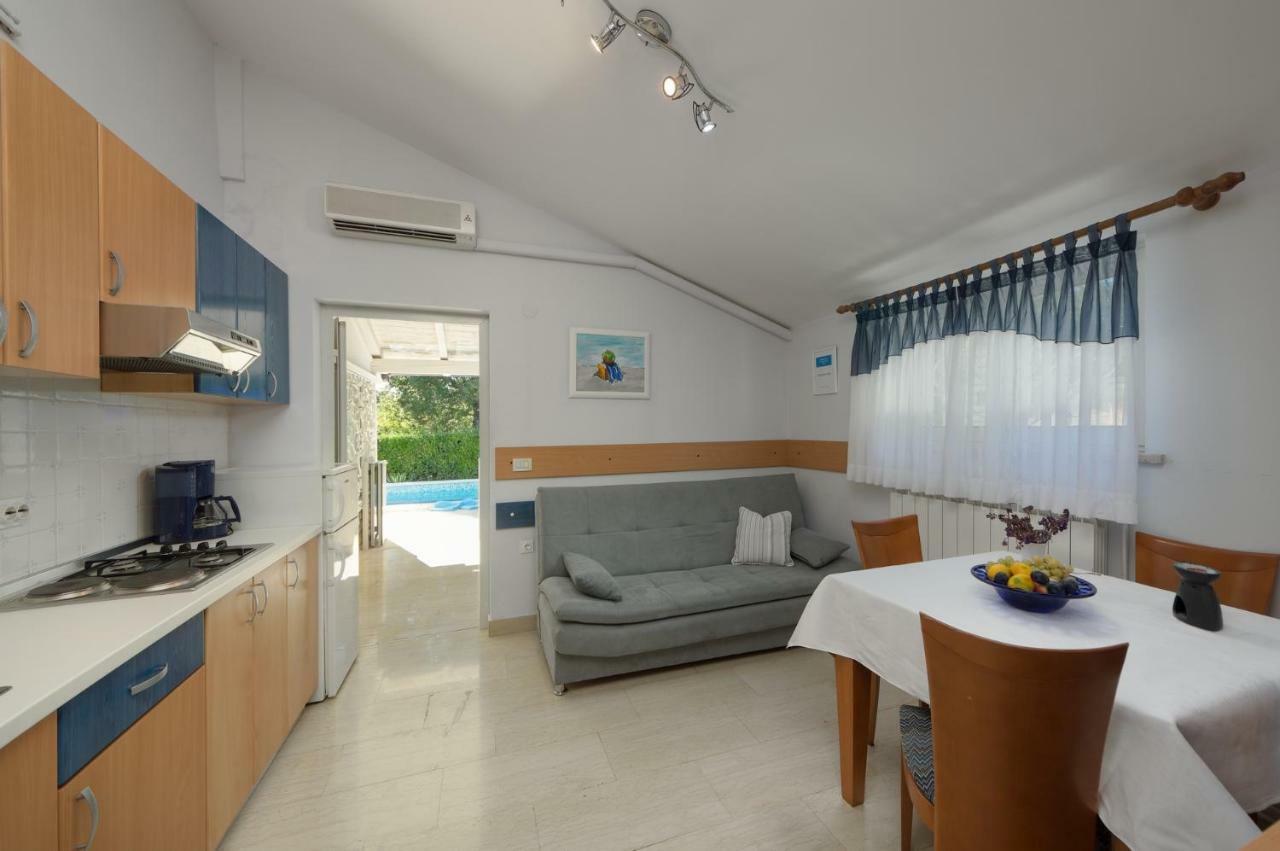 Apartments Rafaj プーラ エクステリア 写真